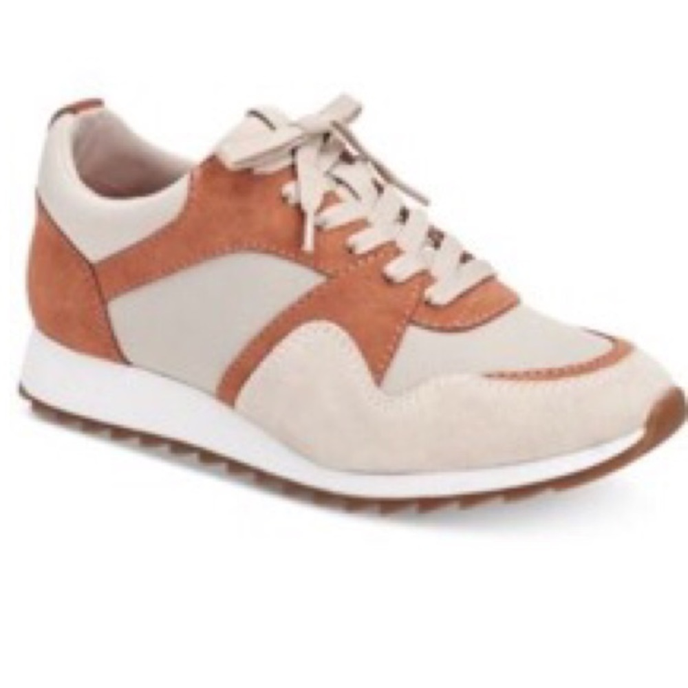 Ideology Sneakers shoes.